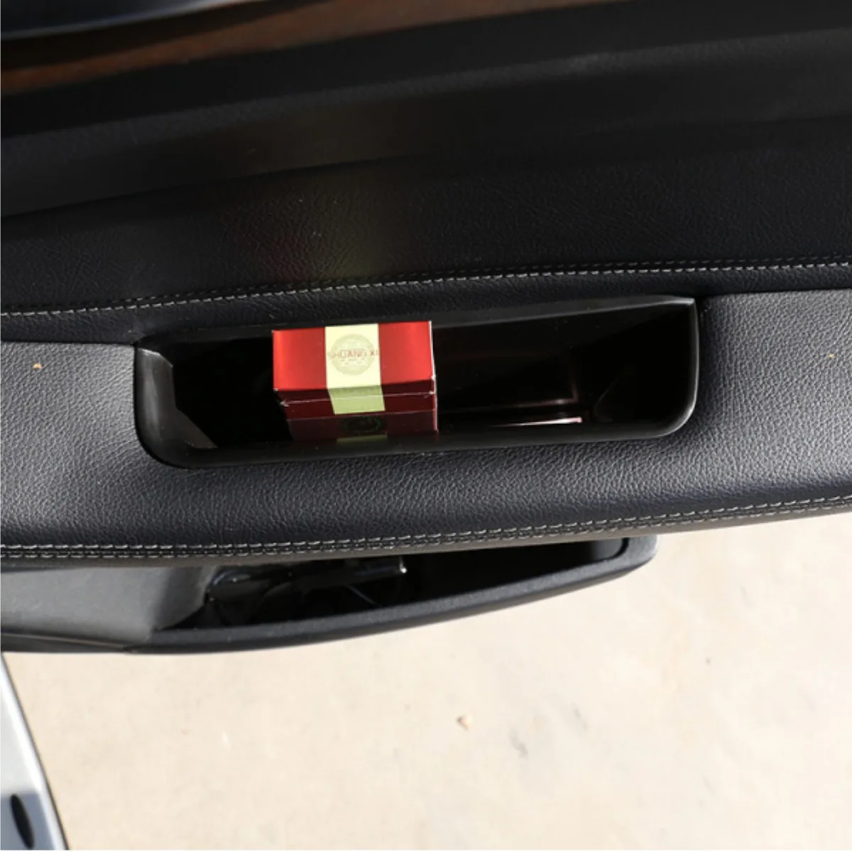 Ручка ящика для хранения автомобильных дверей лоток для ненужных вещей Подходит Для Mercedes Benz GL GLS Class X166 ML GLE Class W166 2012-2018