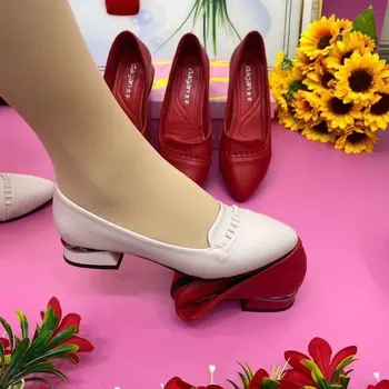 Весенние женские туфли-лодочки, женские туфли на плоской подошве с острым носком, однотонная повседневная обувь без застежки, мягкая удобная женская обувь из искусственной кожи для женщин