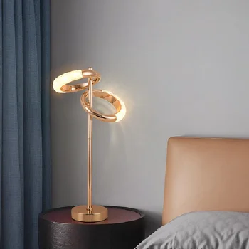 Роскошная современная светодиодная настольная лампа, прикроватная тумбочка для спальни, креативные кольца из цинкового сплава, настольные светильники для гостиной, дизайнерские светильники для дома.
